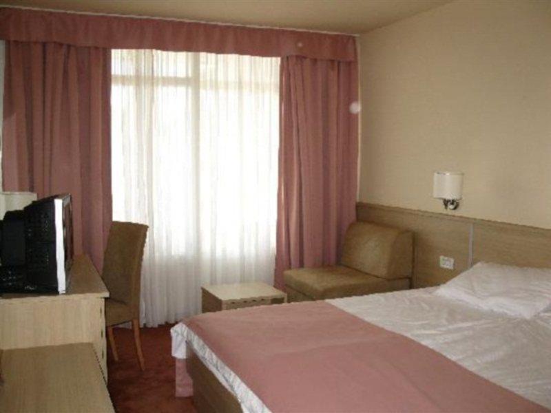 Hotel Quercus Drvenik  Buitenkant foto
